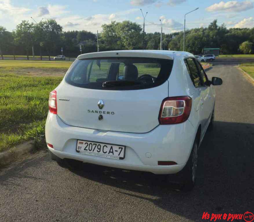  Sandero