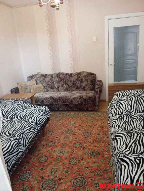 Сдам на часы на сутки 1- комнатную квартиру. Всё для проживания. Рядом