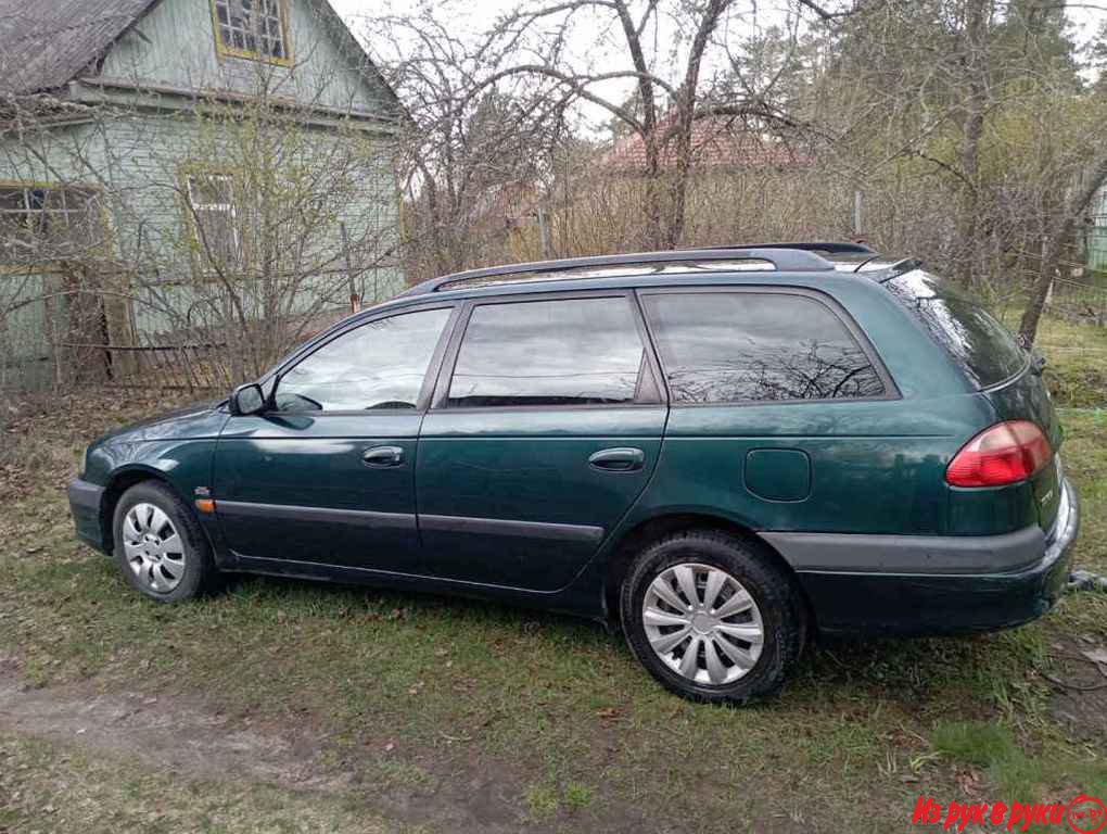  Avensis