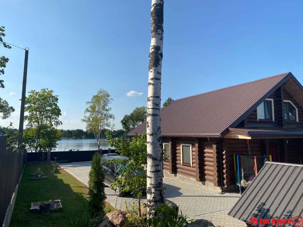 На берегу озера, в живописном месте сдается посуточно просторный, уютн