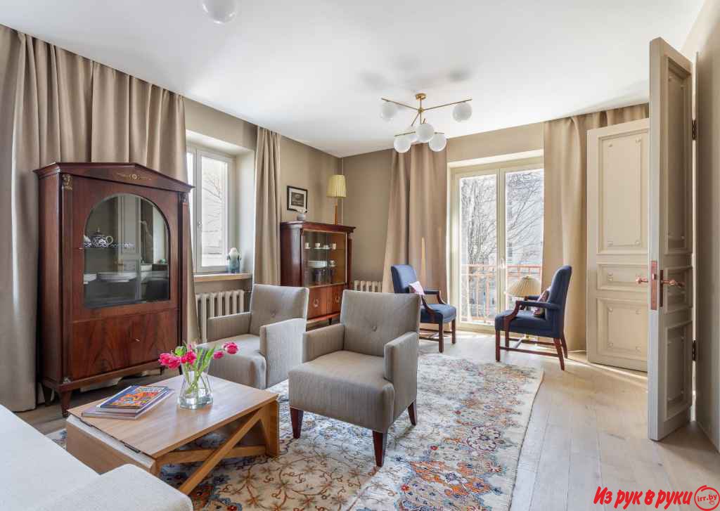 Сдаётся 2-к квартира в «сталинке» после капремонта (2025 год). Первое