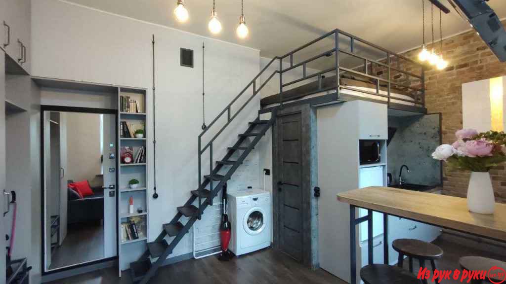 ЦЕНТР Бреста. LOFT-студия на сутки (ул. Карла Маркса, 46) Новая стильн