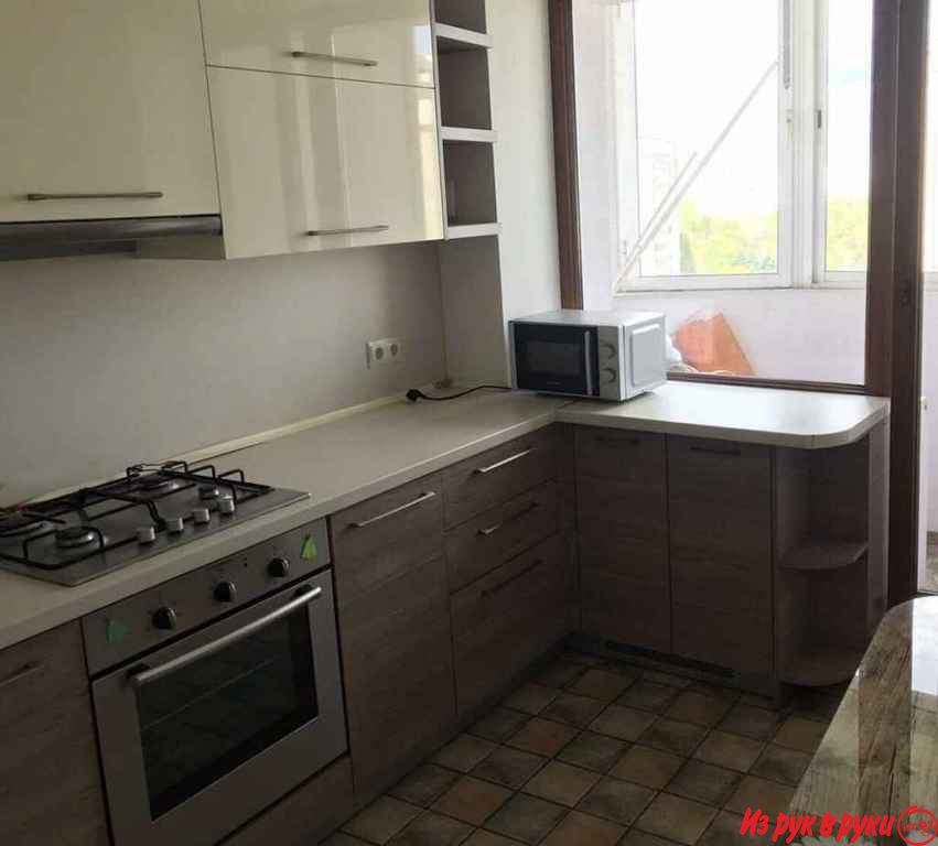 Сдается 1-комнатная квартира. Станция метро в шаговой доступности. Кв