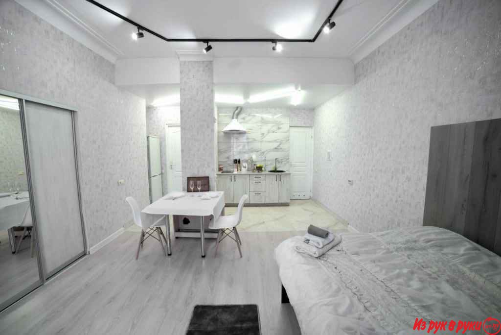 Роскошные апартаменты 70 м² целиком ! 2 большие комнаты, в самом сердц