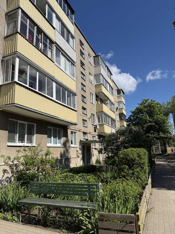 Продается квартира вторичное жилье